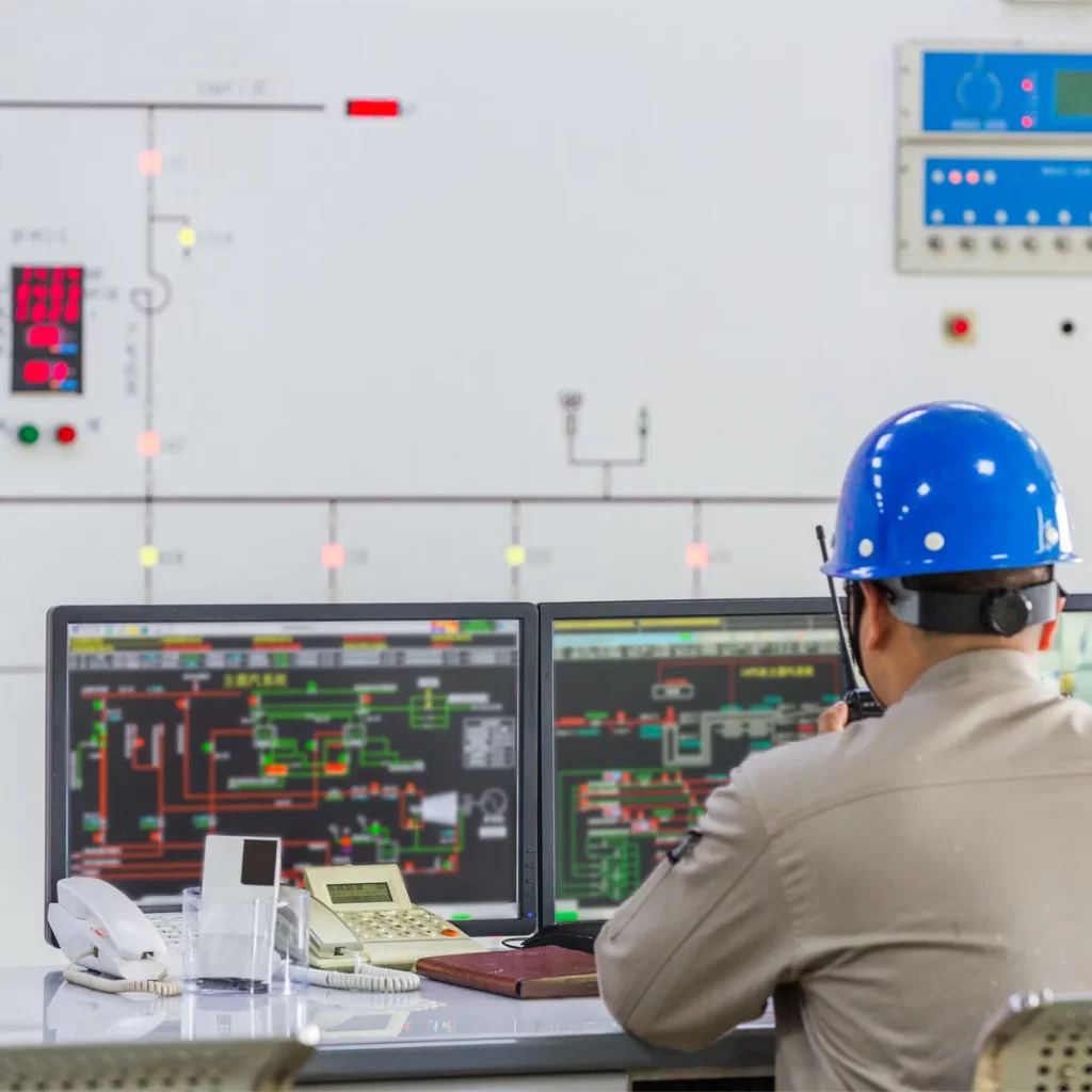 workers control room copy |