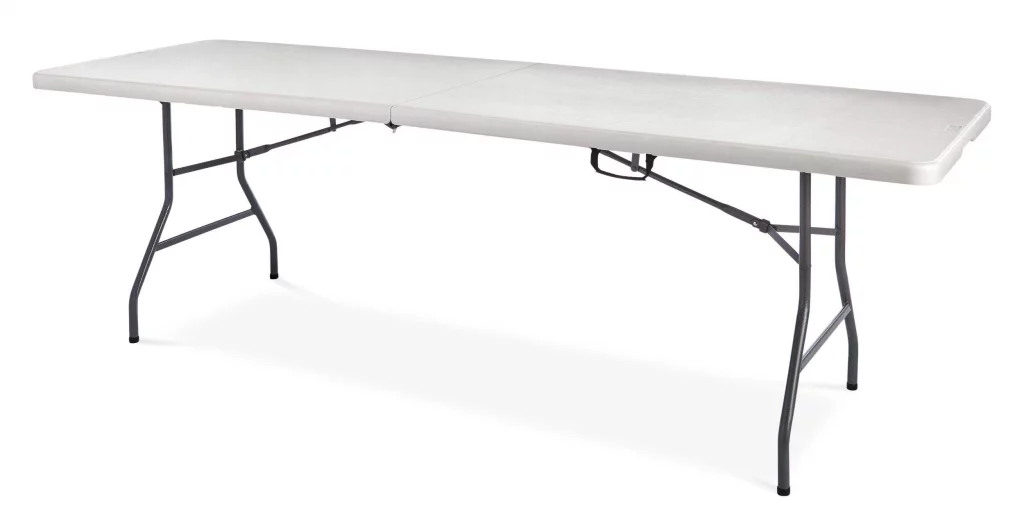 Folding table |